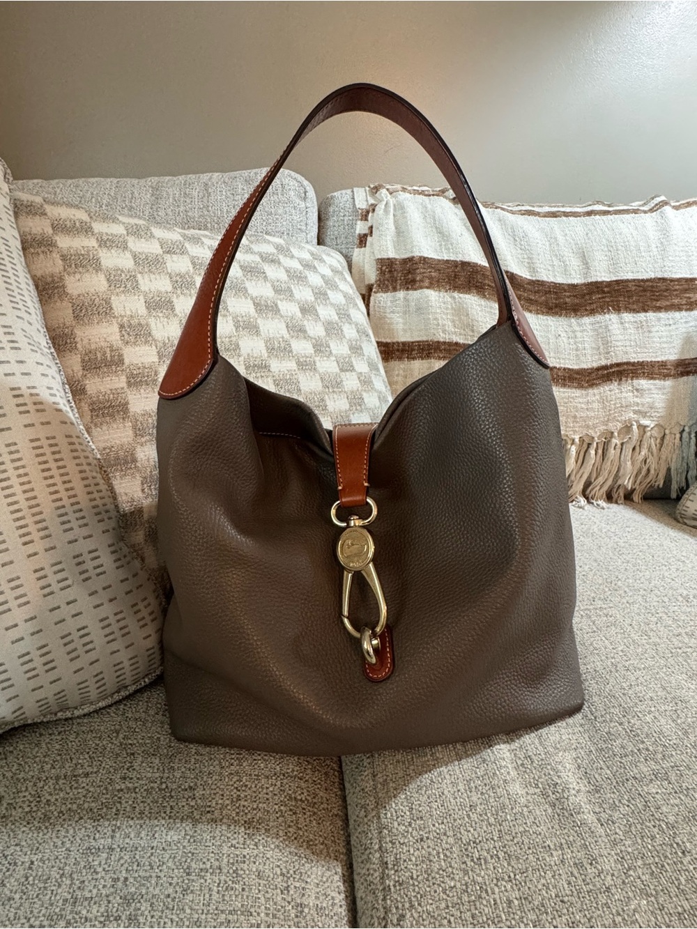 Dooney and Bourke Logo Lock